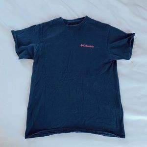 Columbia t-shirt
